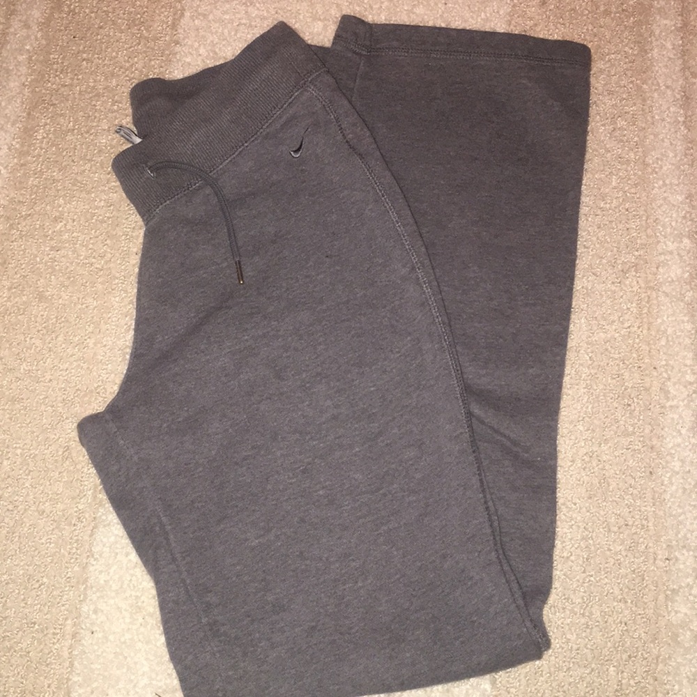 Gray Nike sweatpants
